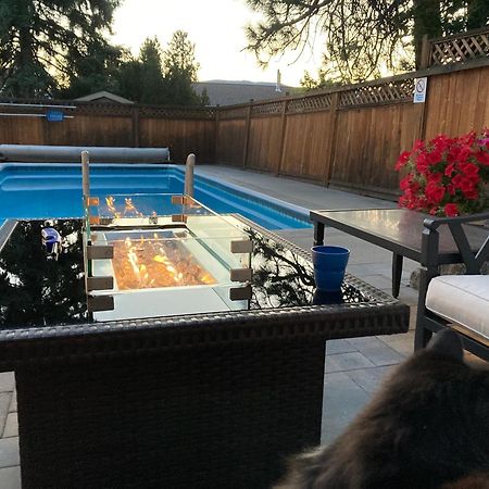 Bright Poolside Walkout Two Bedroom Basement Suite In The Okanagan Penticton Dış mekan fotoğraf