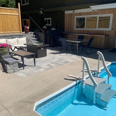 Bright Poolside Walkout Two Bedroom Basement Suite In The Okanagan Penticton Dış mekan fotoğraf